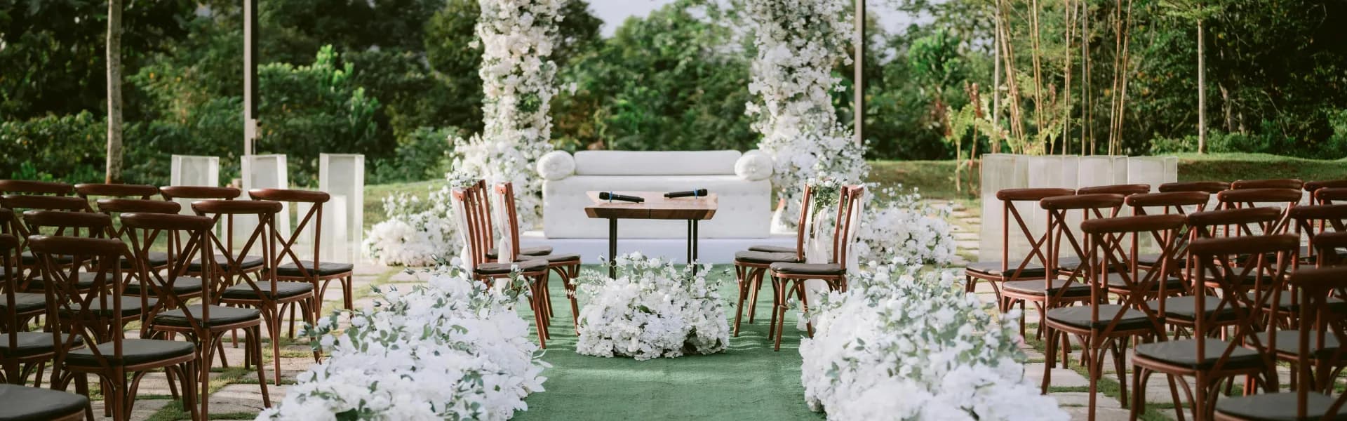 Luxury Stays & Weddings